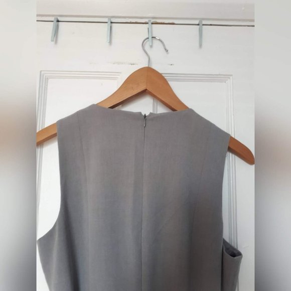 ⭐Host Pick⭐ Calvin Klein | Sleeveless Dress - Picture 3 of 4